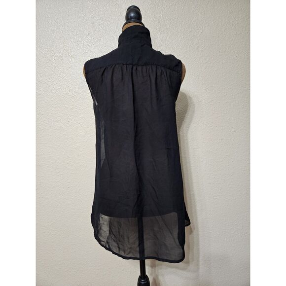 H&M Women’s Black Sheer Button Down Blouse Sleeveless High Low Hem Size S - Picture 2 of 2